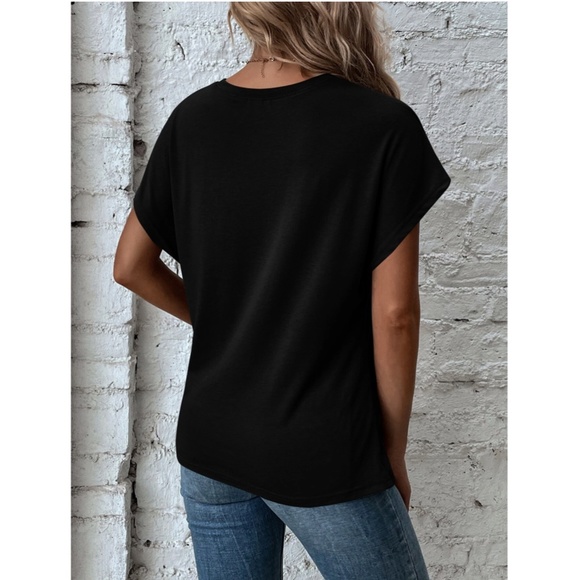 Twist Detail Black Tee Shirt Short Sleeve Round Neck - Picture 3 of 13